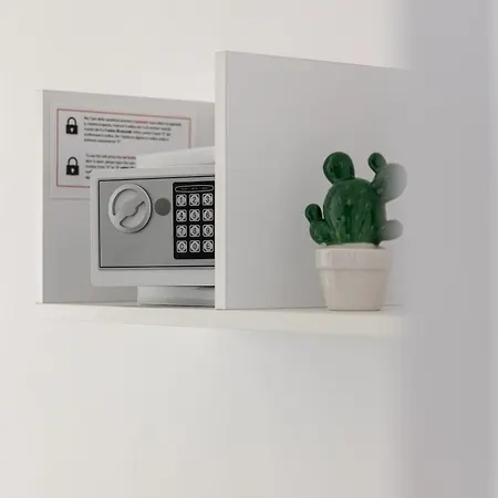 Gaeta, La Loggia Nocleg ze śniadaniem